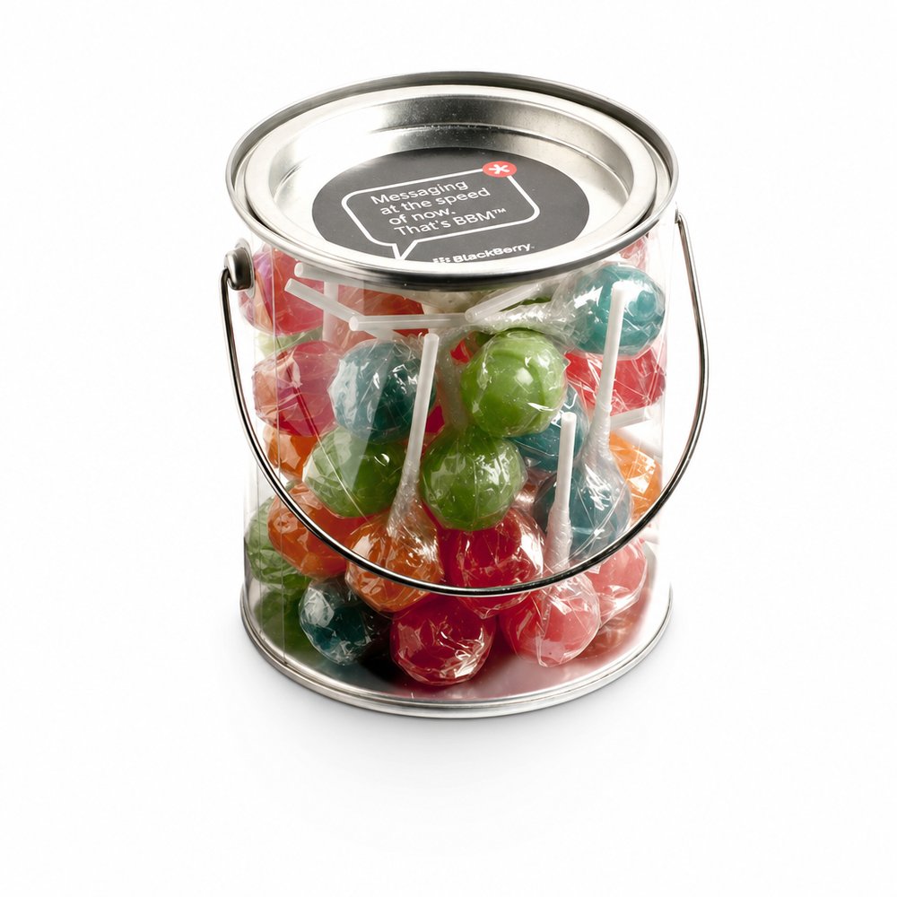 Klare Eimer gefüllt mit Chuppa Chups